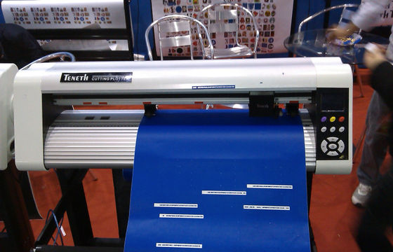 Μηχανή 74cm βημάτων ευρύς τέμνων σχεδιαστής USB για την κοπή σημαδιών, σχεδιαστής κοπτών αυτοκόλλητων ετικεττών εγγράφου